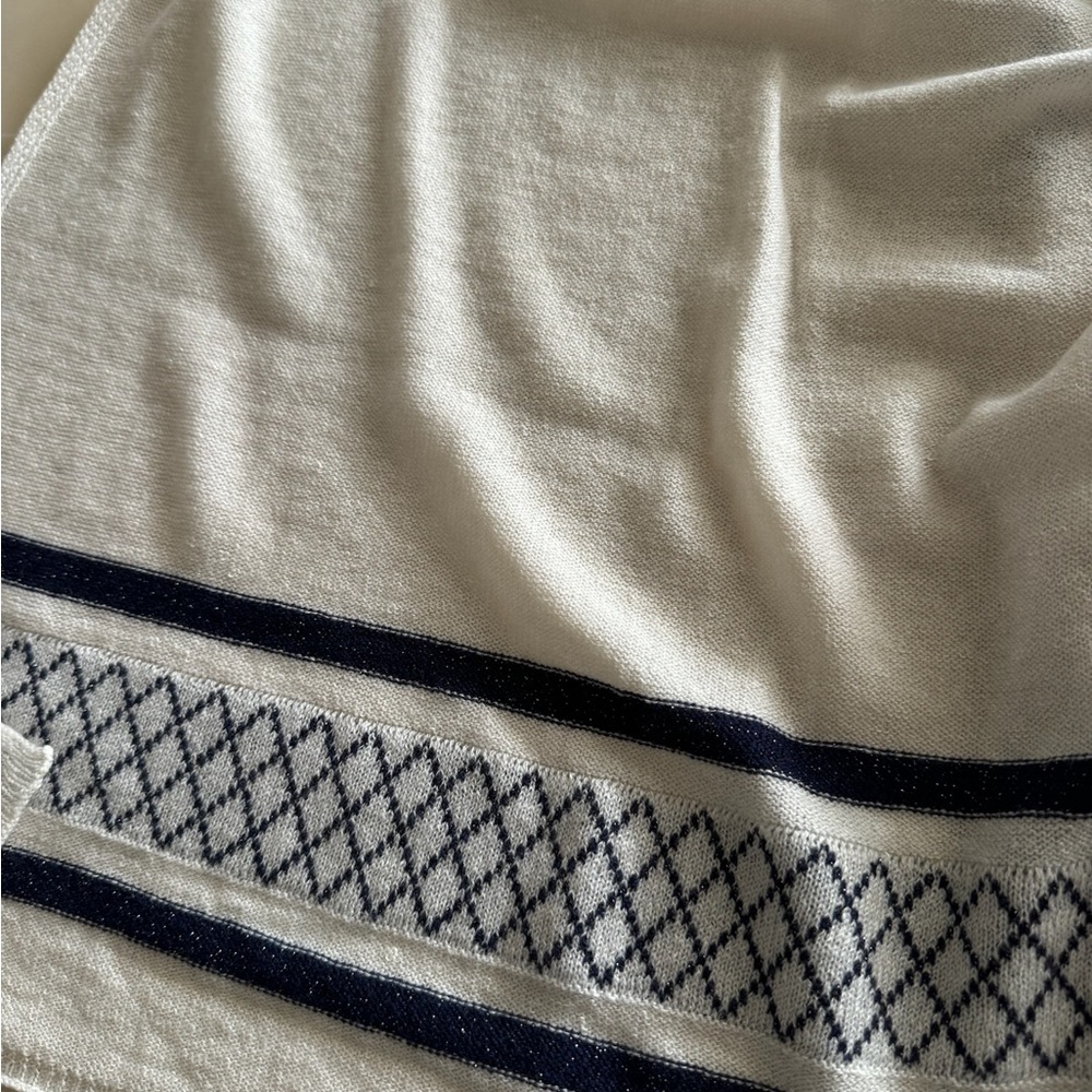 Chanel wool logo scarf - Picture 7 of 8